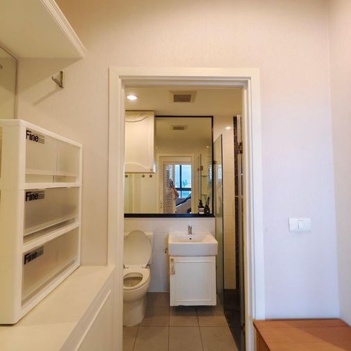 2-bed condo for rent, 61 sqm, The Tree RIO Bang - Aor Station