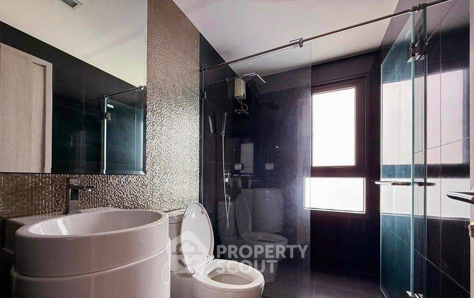 picture 2-BR Condo at Rhythm Sukhumvit 36-38 near BTS Thong Lor (ID 3249570) - 5/5