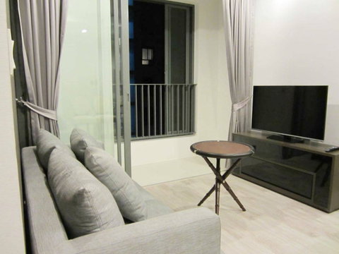 Condo For  Rent 2 Bedrooms at Ideo Mobi Sukhumvit 81