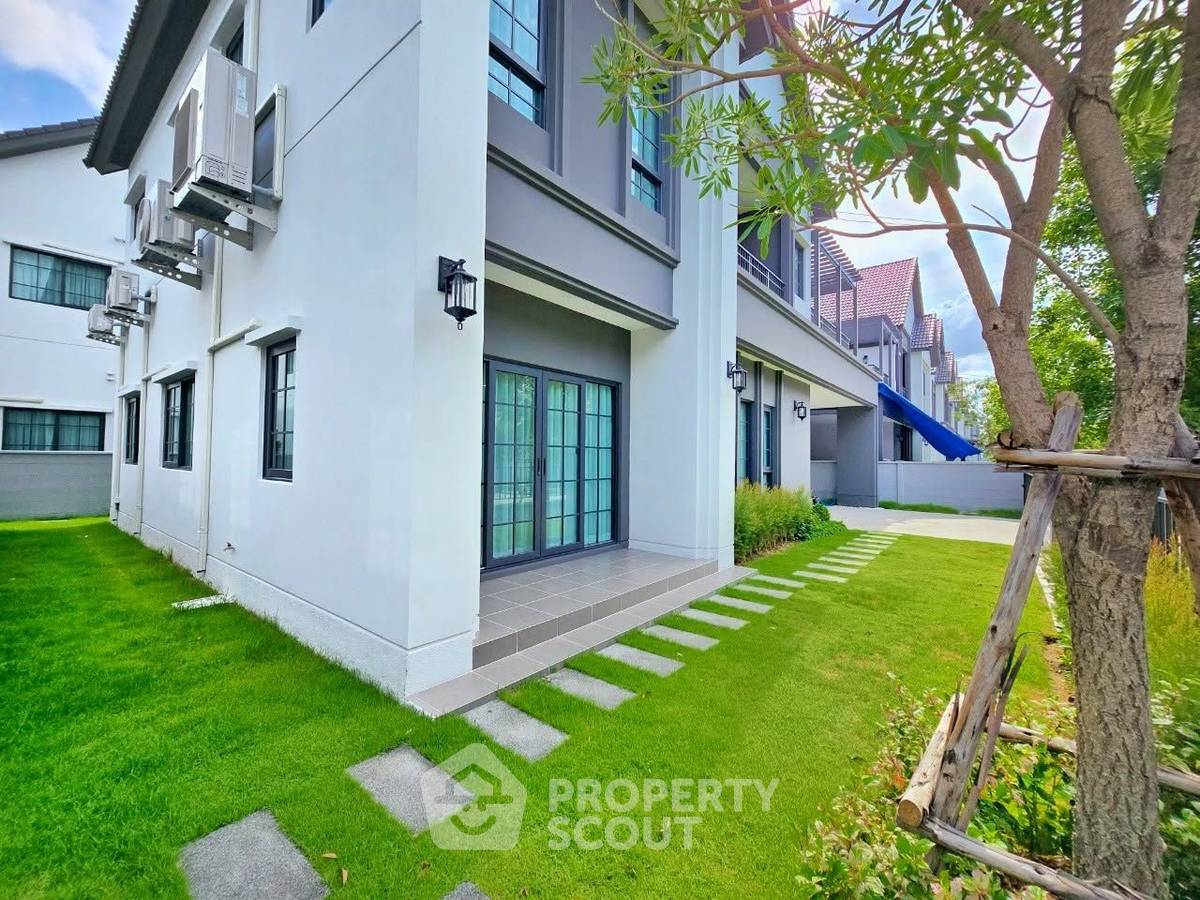รูป บ้าน 4 ห้องนอน ขนาด 303 ตร.ม. ที่ Centro Bangna บางแก้ว (ID 3287654) - รูปที่ 18/20
