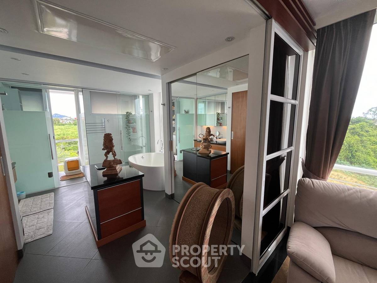 picture 3-BR Condo at Pure Sunset Beach in Na Chom Thian (ID 3281165) - 3/19
