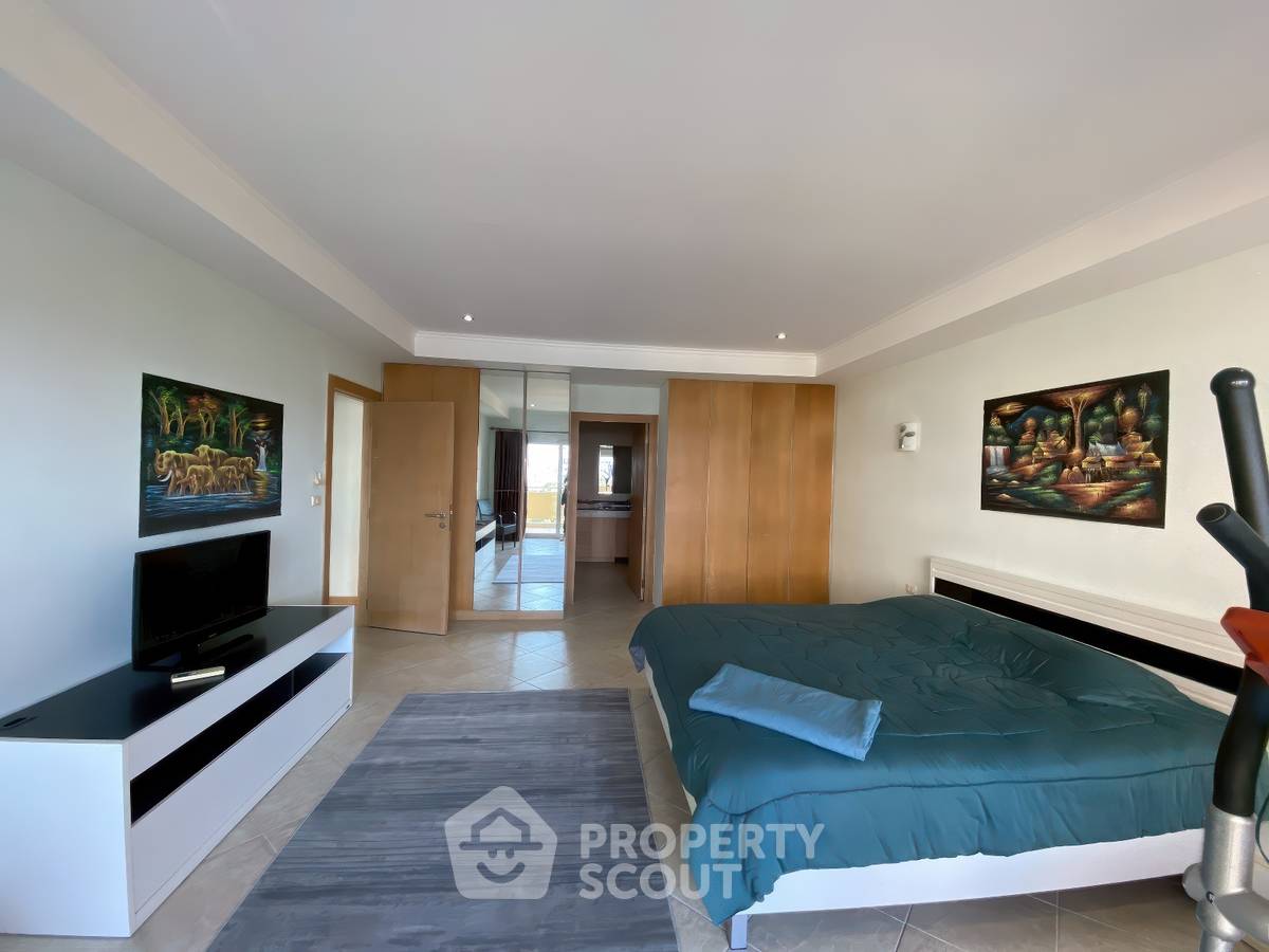 รูป คอนโด 2 ห้องนอน ขนาด 184 ตร.ม. View Talay Residence 5 Pratumnak (ID 3282455) - รูปที่ 15/19