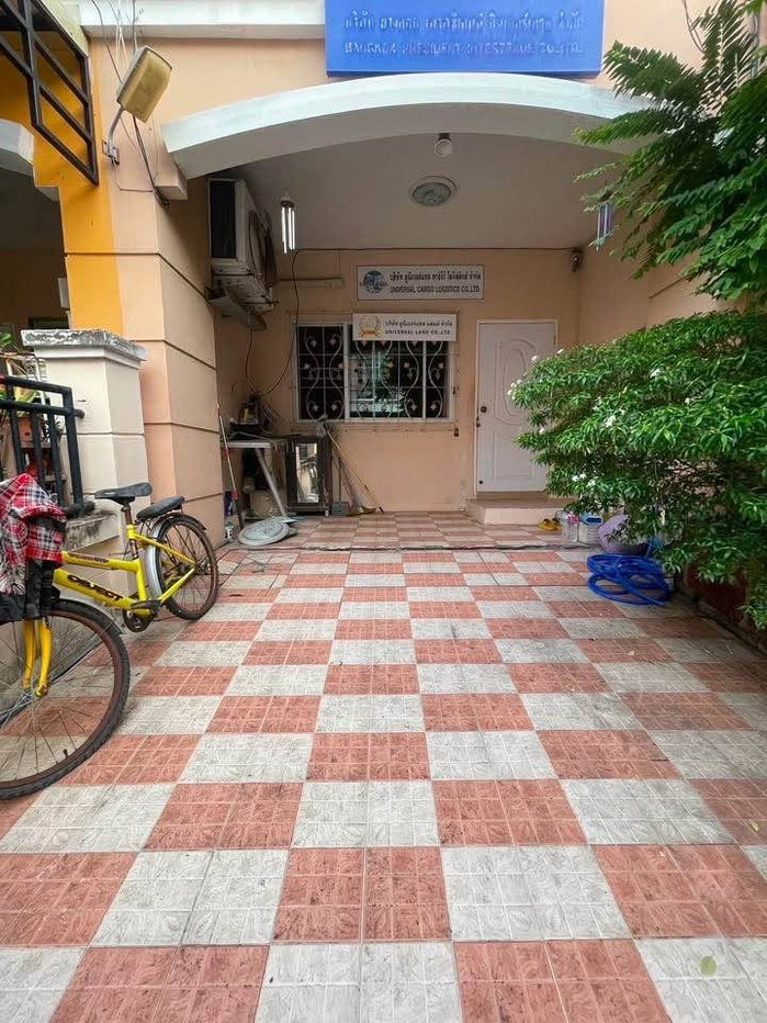 รูป ให้เช่า ทาวน์โฮม 3 ชั้น หมู่บ้านปริญลักษณ์ พระราม 2 | บ้านแปลงมุม | 4 ห้องนอน | Pet Friendly | ใกล้ Central Rama 2 - รูปที่ 14/15