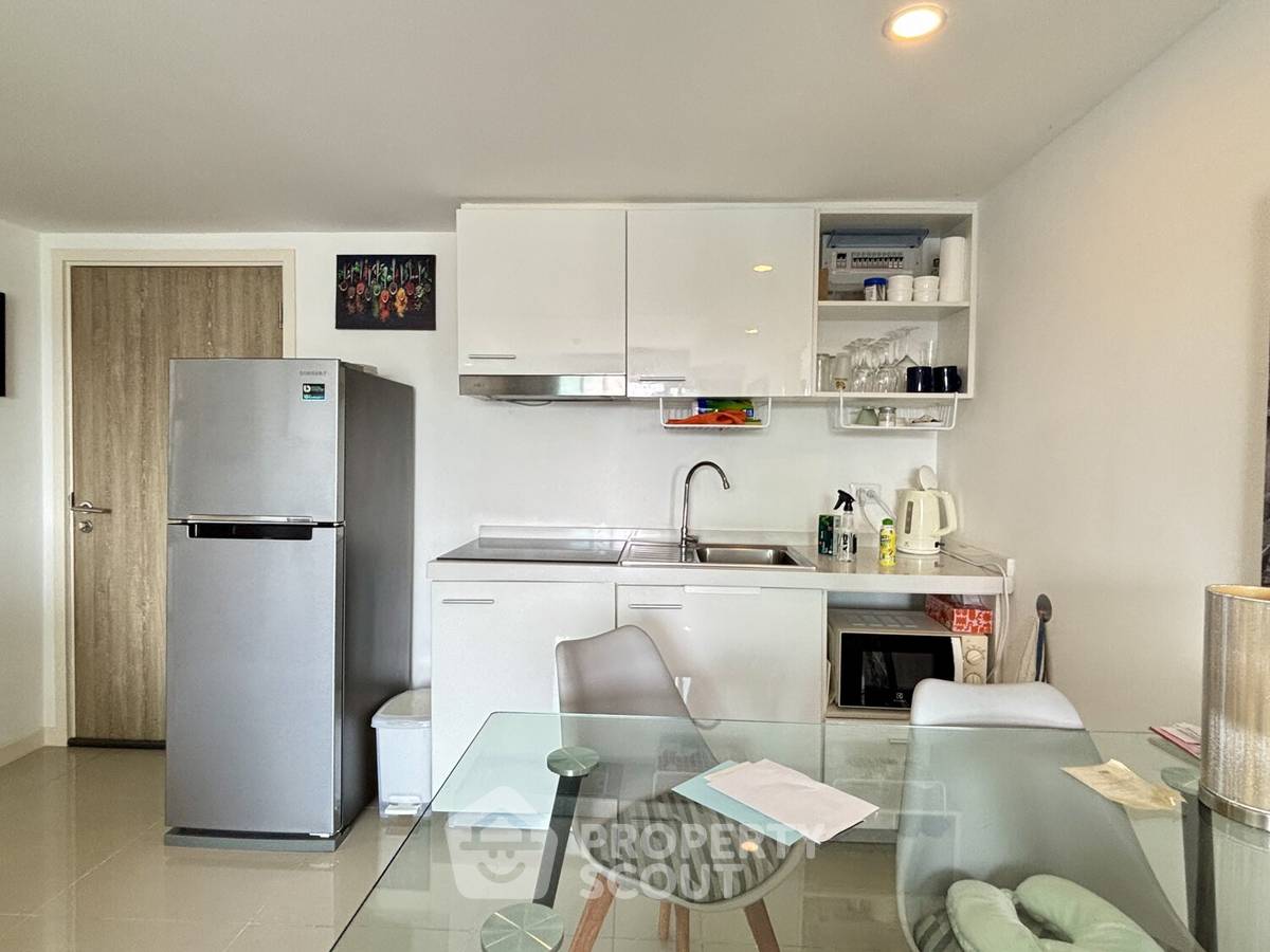 picture 2-BR Condo at Sea Saran Condominium close to Bangsaray (ID 3281069) - 10/36