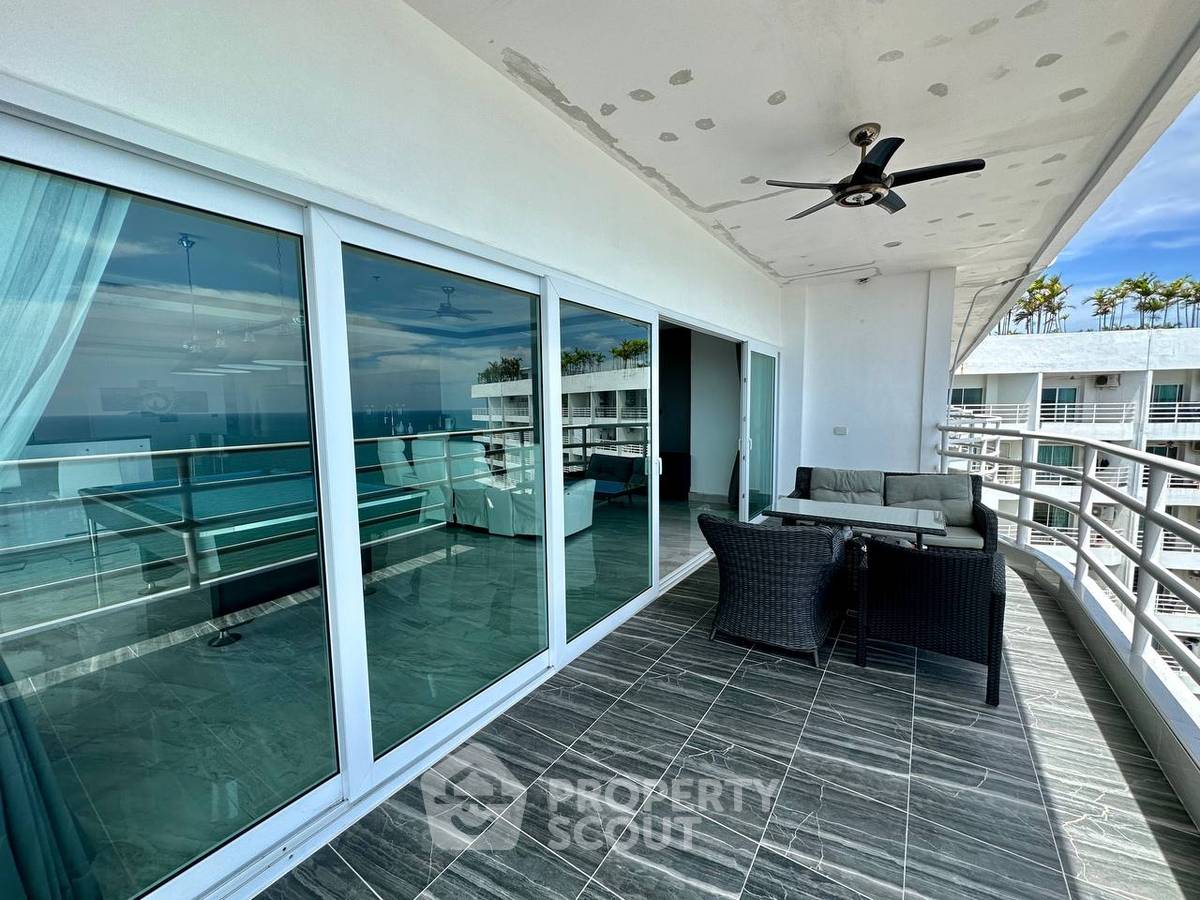 รูป ชั้น 27 3 ห้องนอน 260 ตร.ม. View Talay 7 Condominium Jomtien (ID 3282451) - รูปที่ 37/41