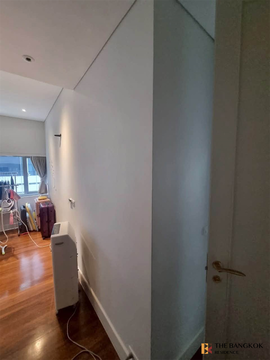 Saladaeng residences near MRT Silom Station Luxuriously Elevated Unit