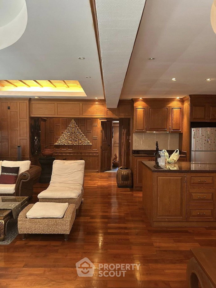 picture 2-BR Condo at Star Beach Condotel close to Phratamnak (ID 3281112) - 3/16