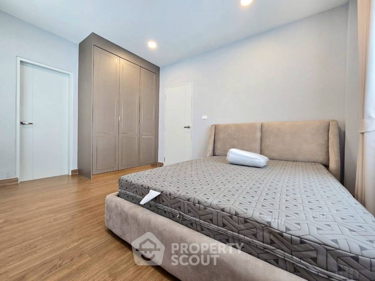 รูป บ้าน 4 ห้องนอน ขนาด 303 ตร.ม. ที่ Centro Bangna บางแก้ว (ID 3287654) - รูปที่ 13/20
