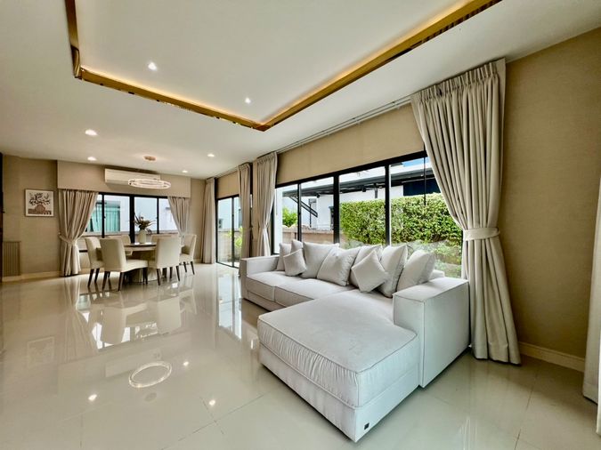 4-bed house for rent, 260 sqm, 69 sq wah, Setthasiri Krungthep Kreetha