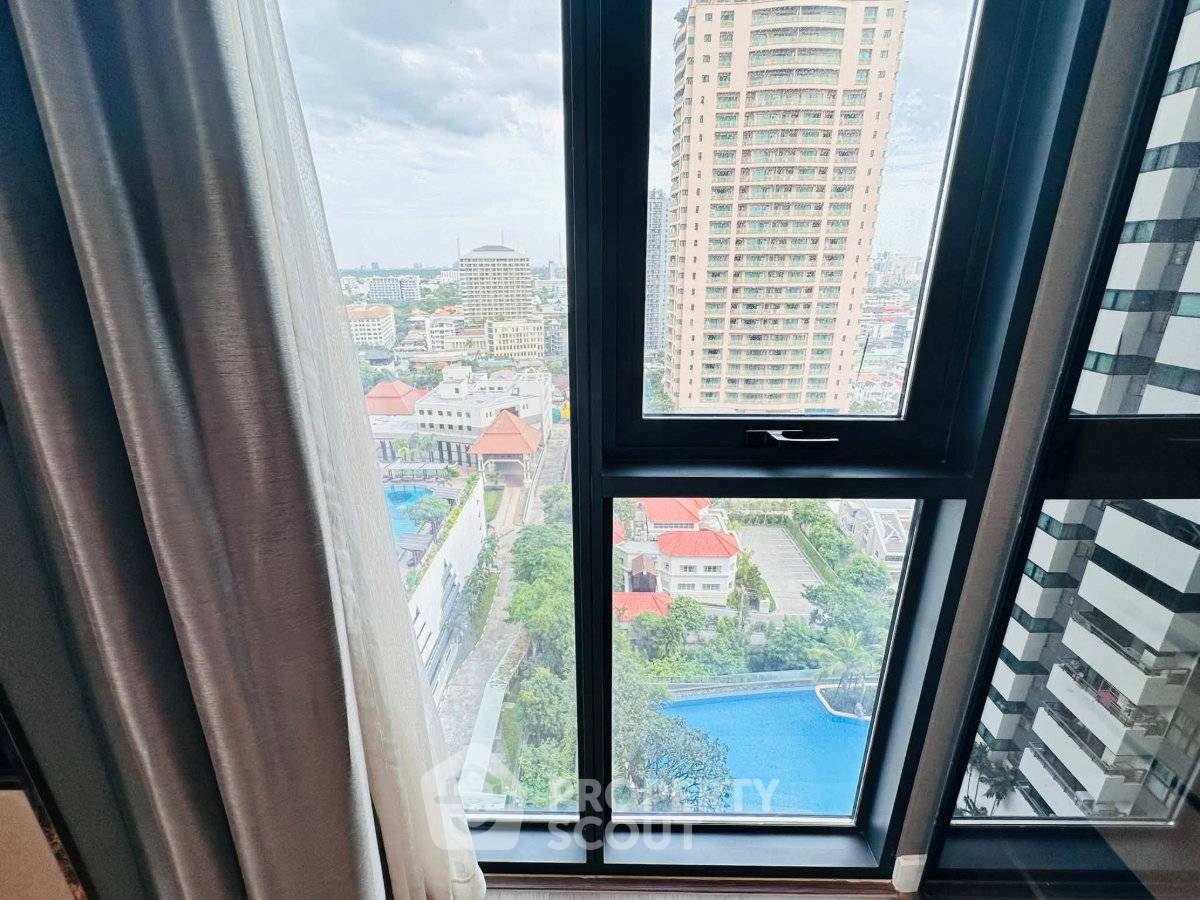 รูป คอนโด 3 ห้องนอน ชั้น 17 โครงการ Supalai Icon Sathon ใกล้ MRT Silom (ID 3285801) - รูปที่ 16/17