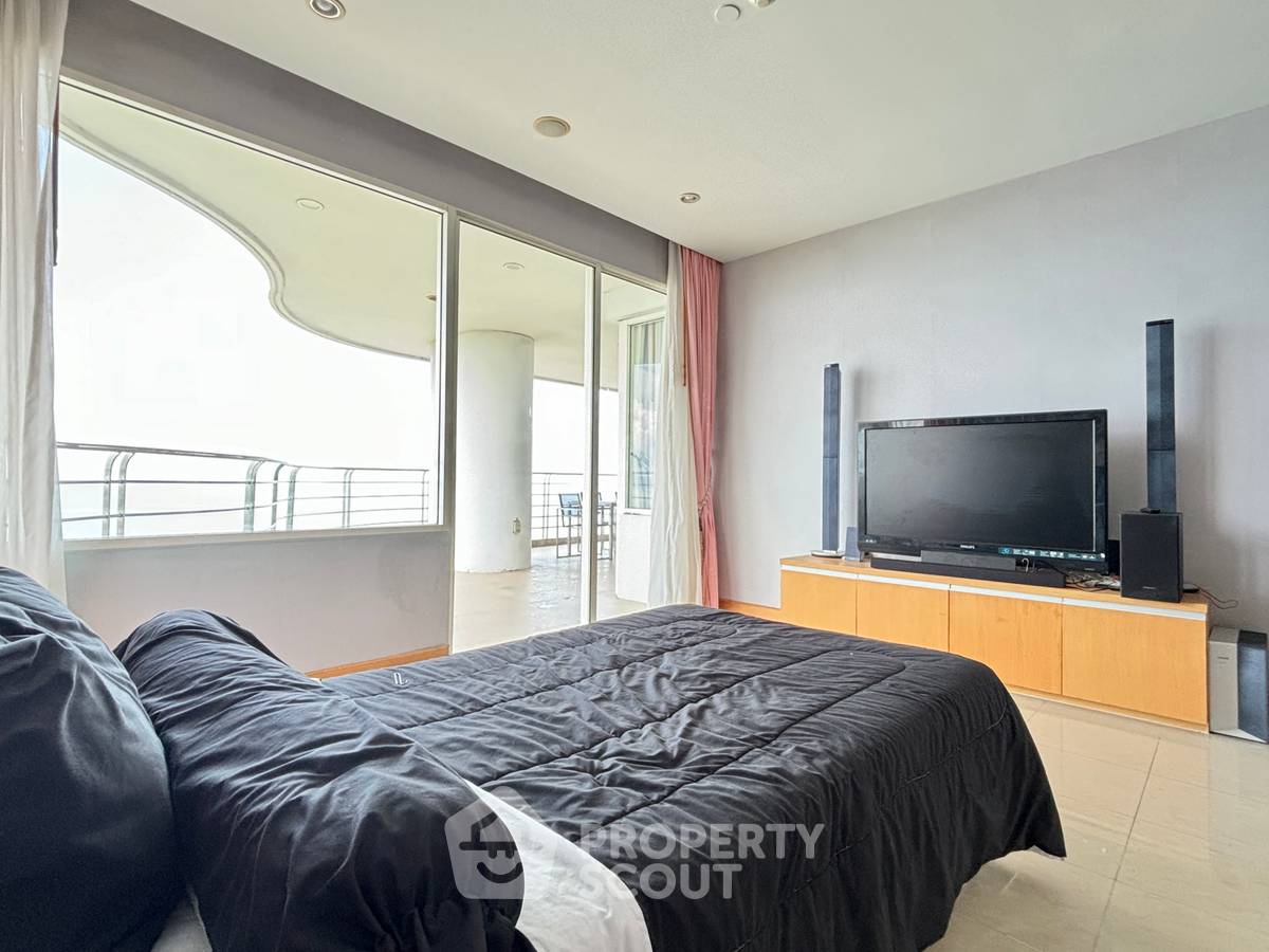 รูป คอนโด 4-ห้องนอน ที่ ลา รอยัล ใกล้ เมืองพัทยา (ID 3281161) - รูปที่ 16/34