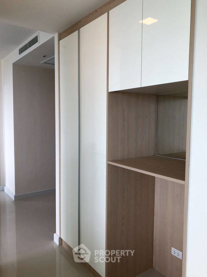 picture 2-BR Condo at Del Mare Condominium close to Bangsaray (ID 3282483) - 12/19