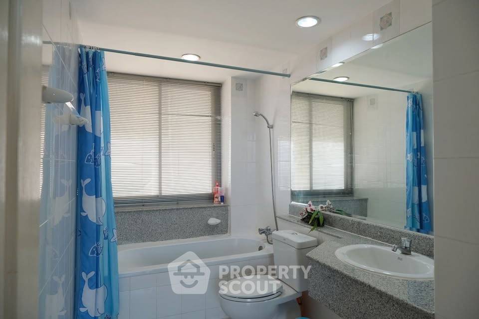 picture 2-BR Condo at Long Beach Condo close to Baan Amphur (ID 3283962) - 7/14