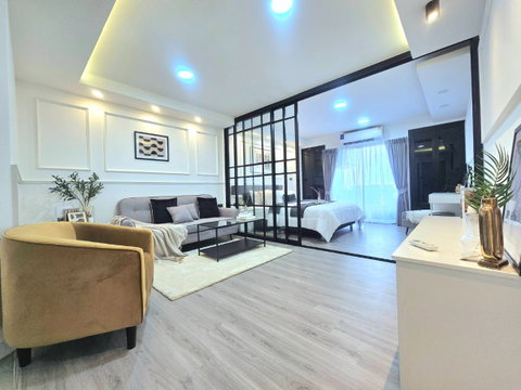 for sale studio zone lad-phrao 102 