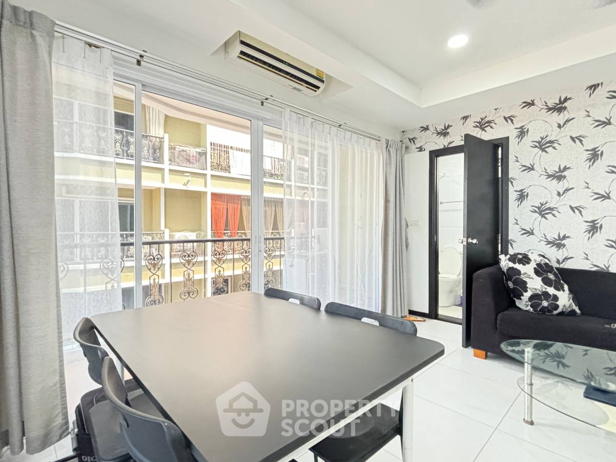 รูป คอนโด 1-ห้องนอน ที่ สยาม โอเรียลทัล ทวินส์ พระตำหนัก ใกล้ ถนนพระตำหนัก พัทยา (ID 3280995) - รูปที่ 7/12