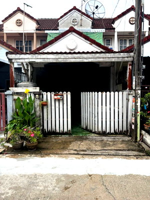 ทาวน์โฮม กรุงเทพมหานคร : SJD168*ทาวน์โฮม 2 ชั้น ราคาเพียง 1.6 ล้าน!**  **20 ตร.ว. | 120 ตร.ม. | พระยาสุเรนทร์ 3