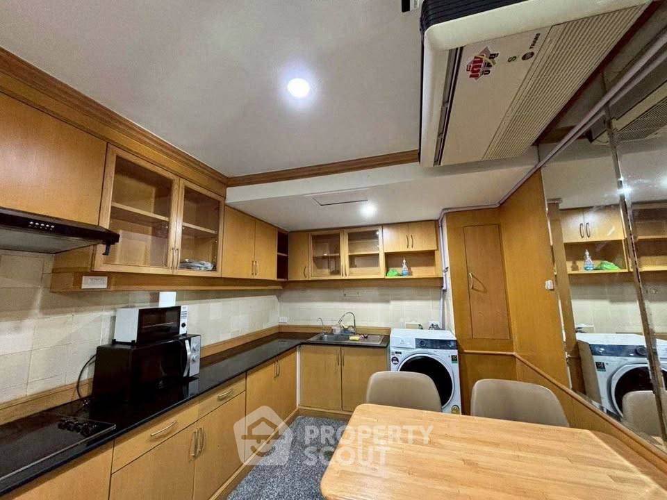รูป คอนโด 3-ห้องนอน ที่ สีลม สวีท คอนโดมิเนียม ใกล้ BTS เซนต์หลุยส์ (ID 3287407) - รูปที่ 40/45