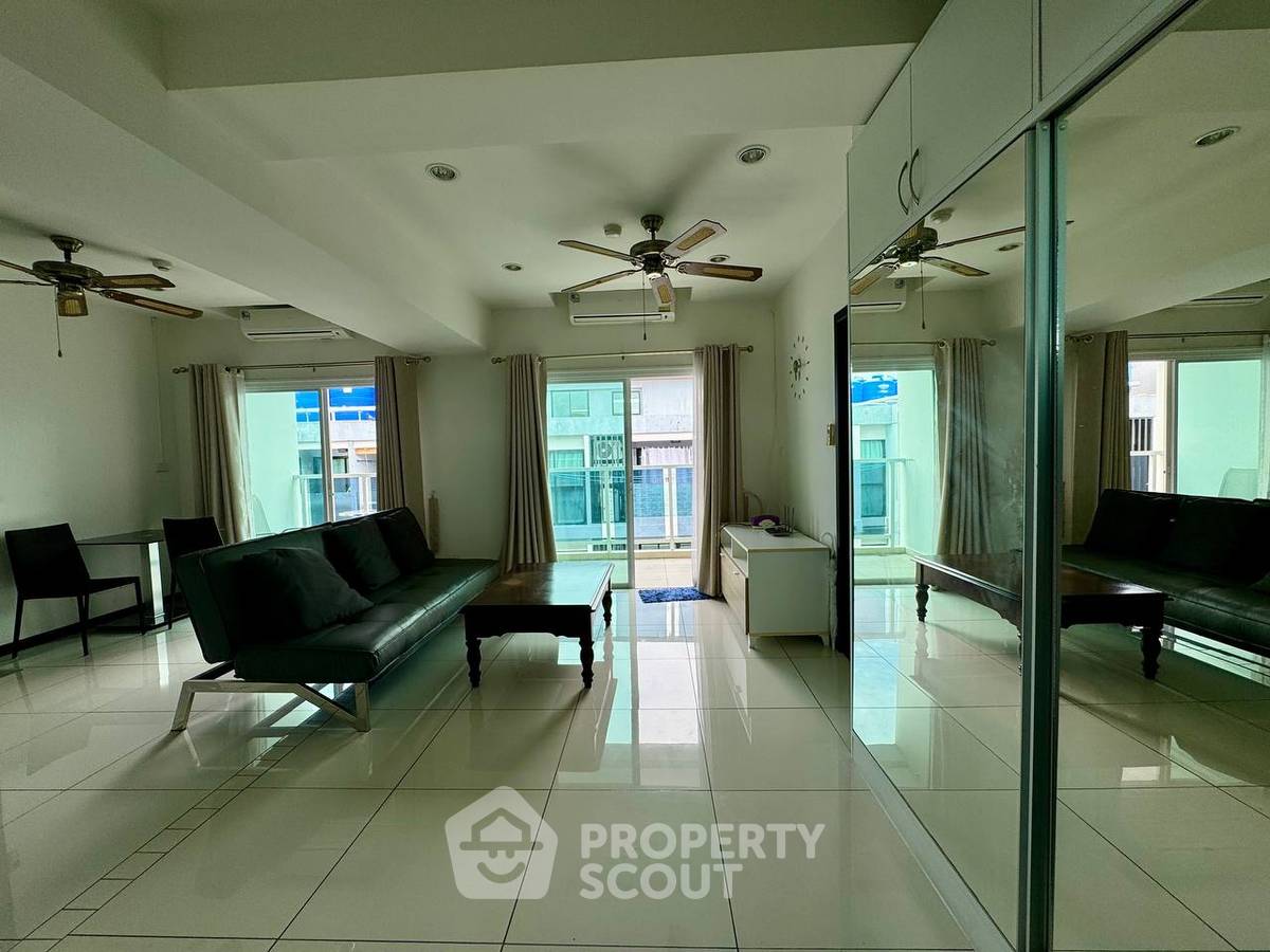 รูป ขายคอนโด 2 ห้องนอน Siam Oriental Elegance 2 ย่านพระตำหนัก (ID 3280988) - รูปที่ 18/18