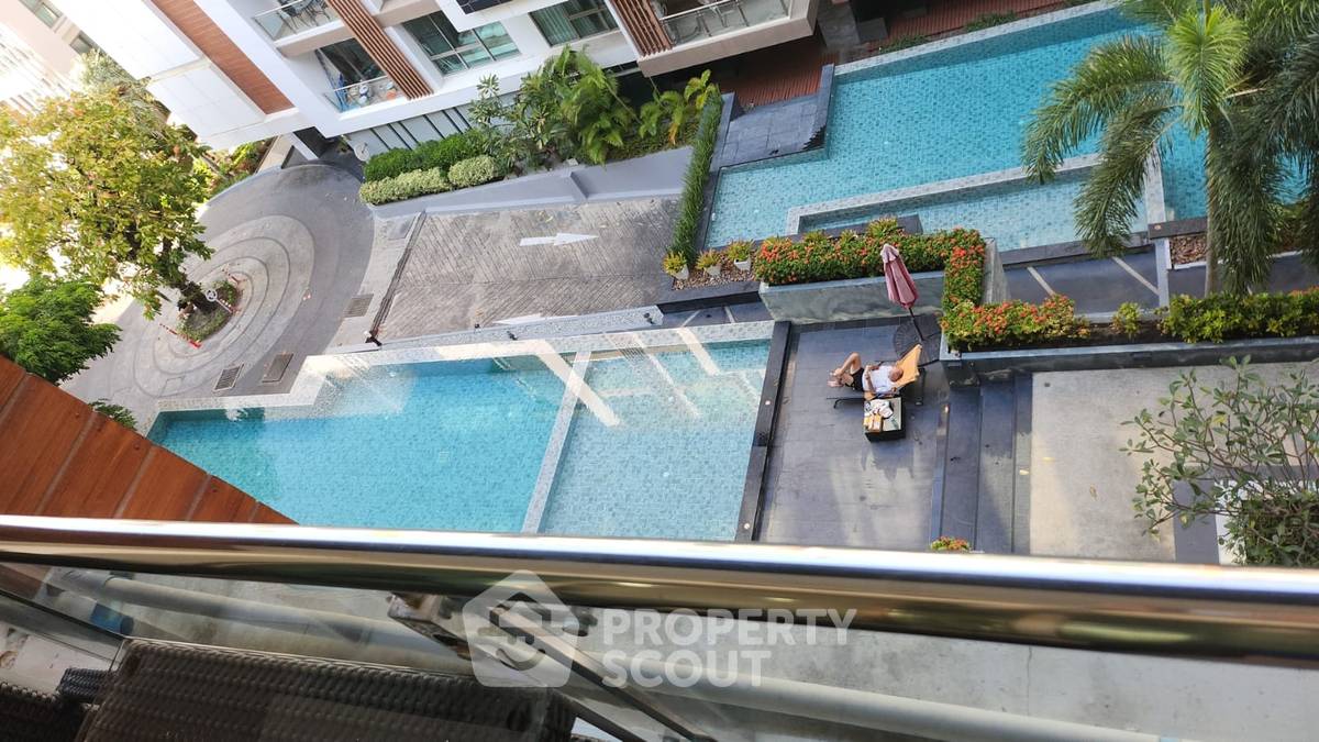 รูป คอนโด 2-ห้องนอน ที่ ดิ เออเบิร์น ใกล้ เซ็นทรัลเฟสติวัล พัทยาบีช (ID 3281412) - รูปที่ 9/17