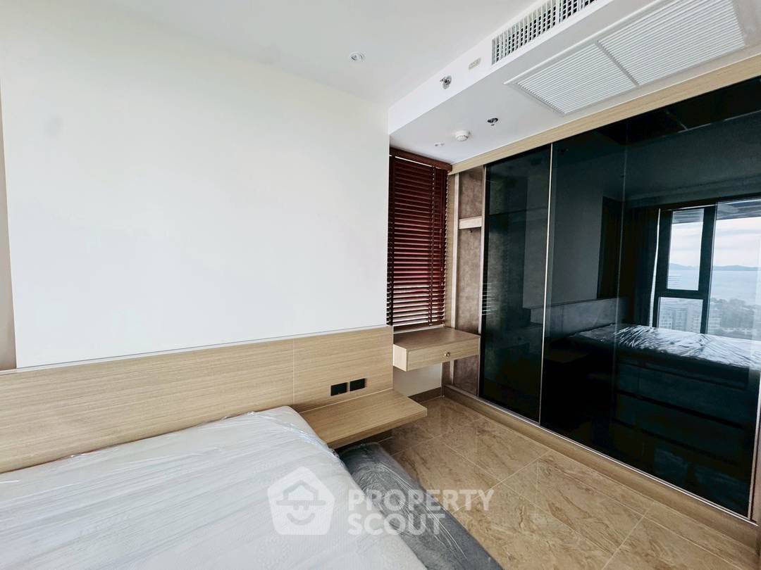 รูป คอนโด 1 ห้องนอน ชั้น 20 ขายที่ The Riviera Ocean Drive (ID 3281066) - รูปที่ 3/11