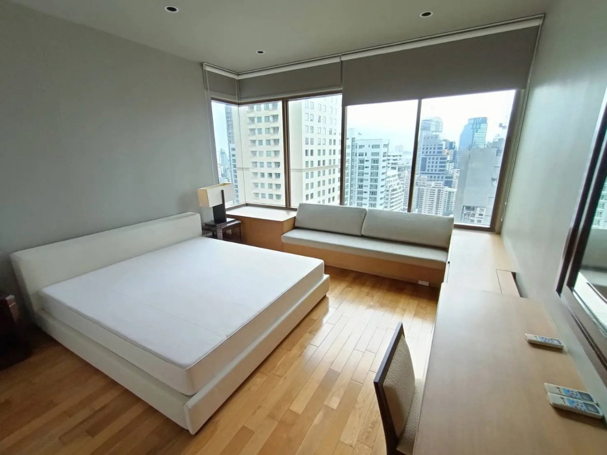 รูป LTHC16132 - Spacious Condo for Rent Phrom Phong | The Emporio Place | 160 sq.m. | 3 Beds 3 Baths | BTS Phrom Phong | 100K - รูปที่ 6/9