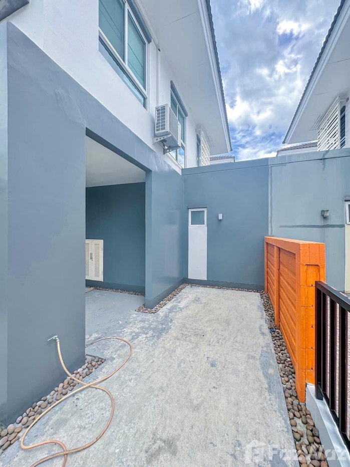 picture 3 Bedrooms 2 Bath Detached house. 1949219 - 14/20