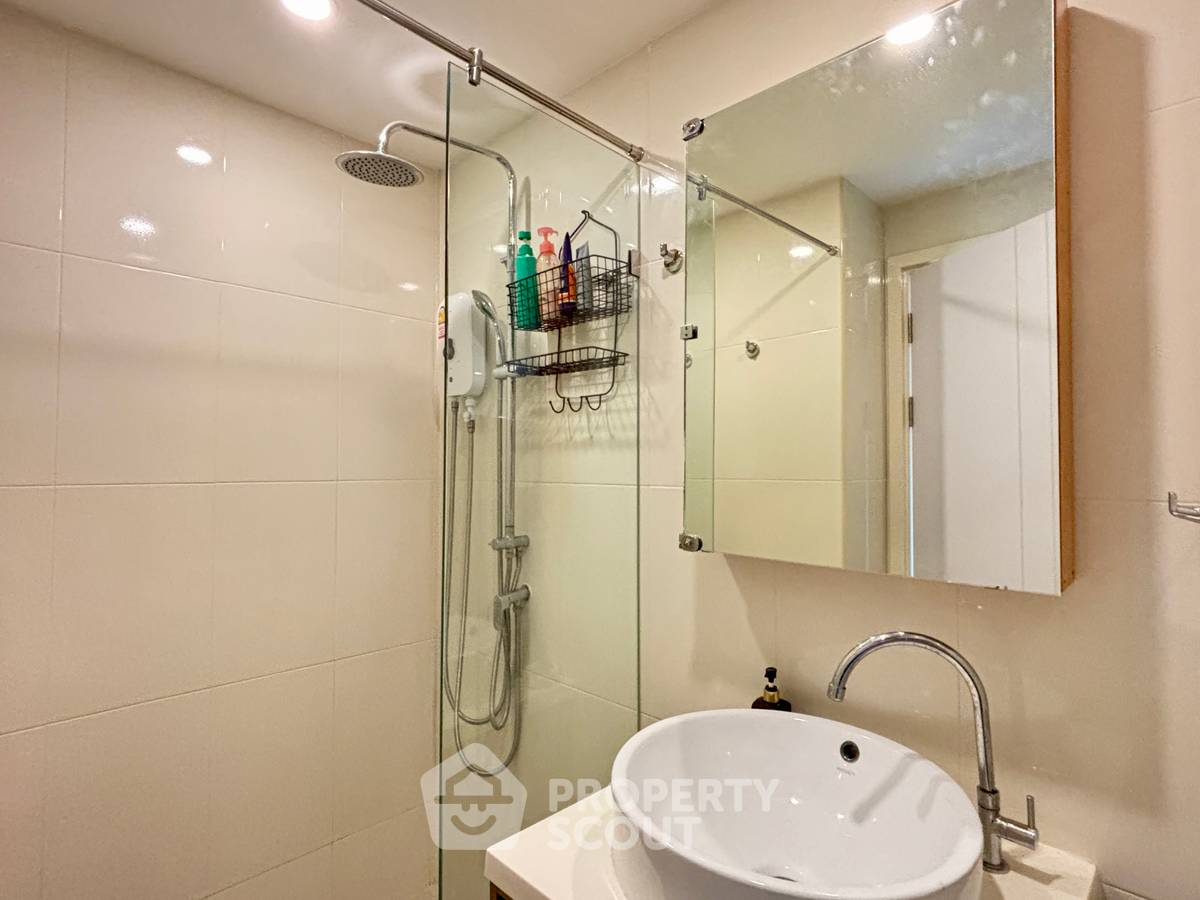 รูป ขายคอนโด 2 ห้องนอน Sea Saran Condominium บางเสร่ (ID 3281067) - รูปที่ 12/30