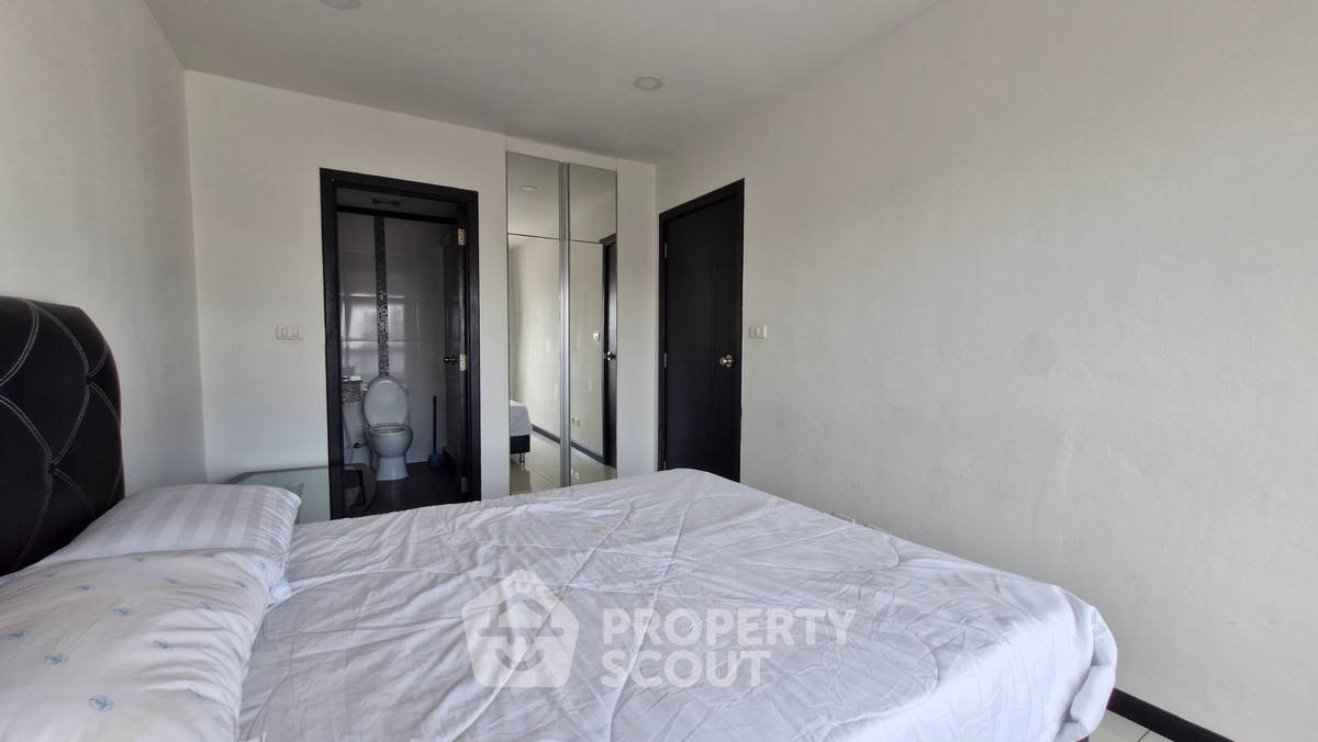 picture 1-BR Condo at Siam Oriental Elegance 2 close to Phratamnak (ID 3281374) - 8/16