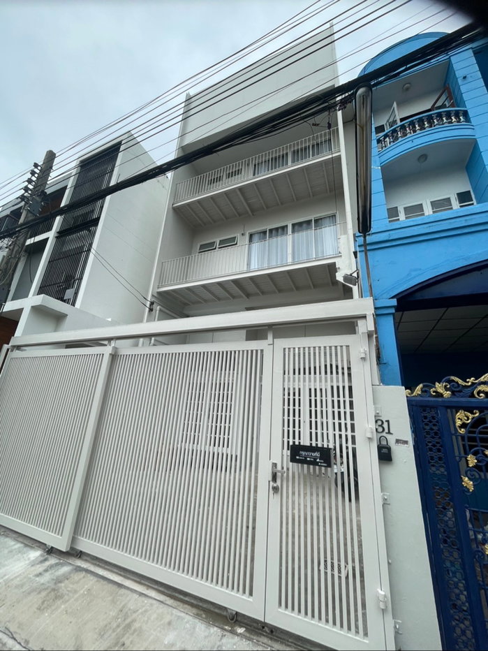 รูป 🏠 ให้เช่า | Home office | 3 ชั้นเล่นระดับ 4 ห้องนอนใหญ่ ห้องน้ำในตัวทุกห้อง - รูปที่ 2/10