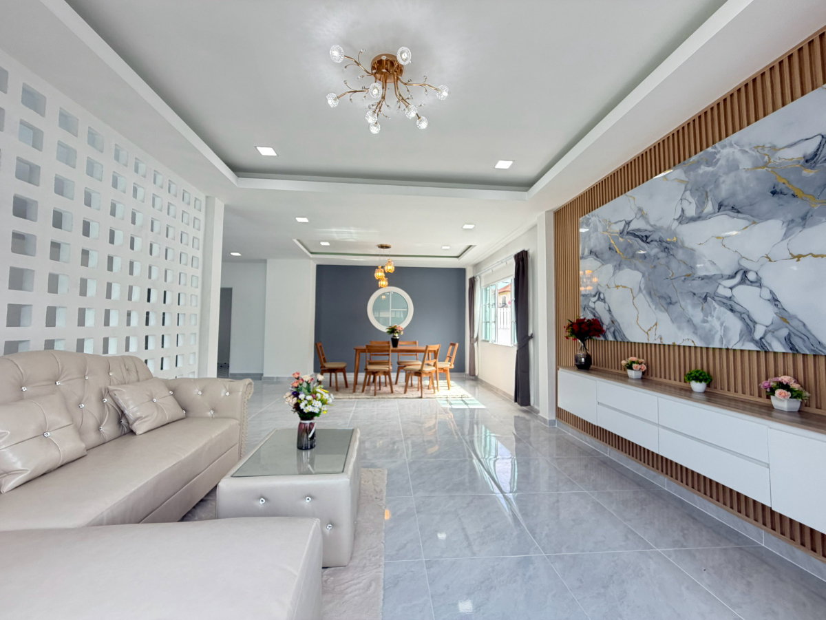 รูป บ้านเดี่ยวหลังใหญ่ กว้างมาก หมู่บ้านเคซีพาร์ควิลล์ 3 ทำเลดี ถนนหทัยราษฎร์ 34/1 ตกแต่งใหม่ สวย พร้อมอยู่ ราคาคุ้มมาก - รูปที่ 11/30