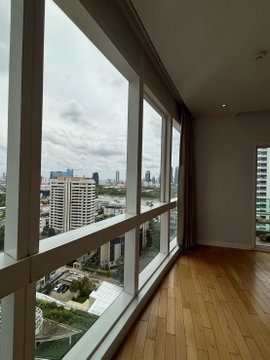 LTHC16131 - Spacious Condo for Rent Asoke | Millennium Residence | 193 sq.m. | 3 Beds 3 Baths | BTS Asoke | 120K