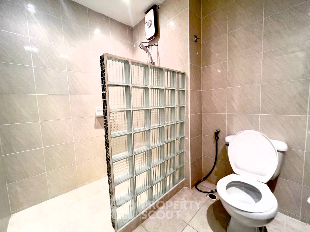 รูป ขายคอนโด 1 ห้องนอน View Talay 5 Condominium Jomtien (ID 3282437) - รูปที่ 3/18