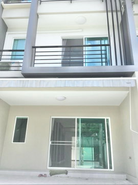 ให้เช่าบ้านกลางเมือง สุขุมวิท 77 (Baan Klang Muang Sukhumvit 77) อยู่ซอยอ่อนนุช 17