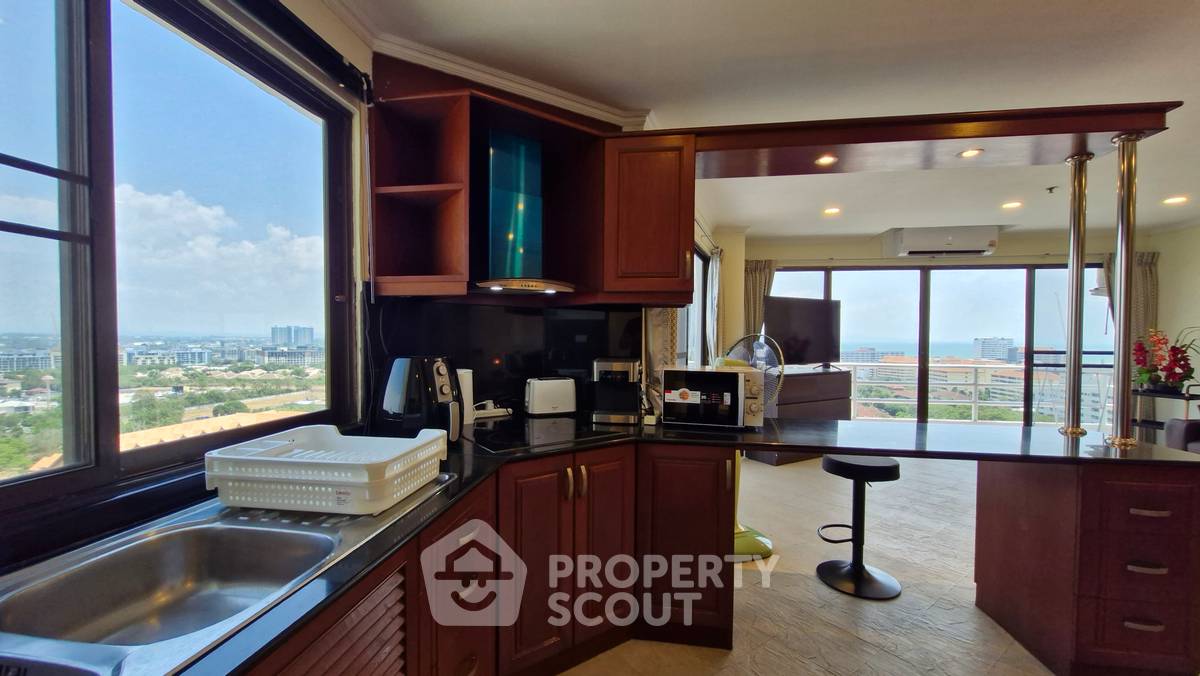 picture 60 Sqm 1-BR Condo At View Talay 3 In Phratamnak (ID 3281328) - 9/18