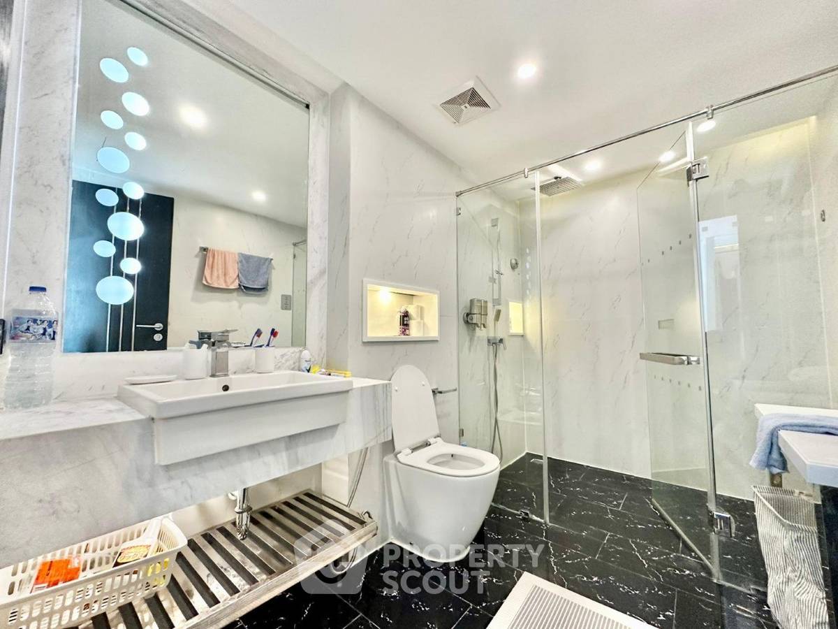 รูป คอนโด 2 ห้องนอน ขนาด 84 ตร.ม. ขายที่ Sky Residences Pattaya พัทยา (ID 3281171) - รูปที่ 10/37