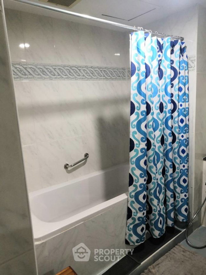 picture 300m To MRT Sukhumvit, 21st-Floor 2-BR Asoke Place (ID 654433) - 5/20
