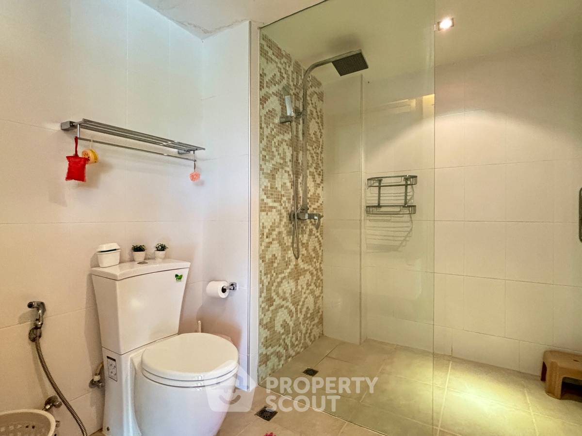 รูป คอนโด 1-ห้องนอน ที่ ซันเซท บูเลอวาร์ด เรสซิเด้นซ์ ใกล้ ถนนพระตำหนัก พัทยา (ID 3281071) - รูปที่ 11/21