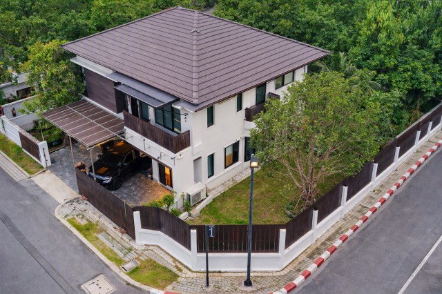รูป เลค วิว บางนา-วงแหวน ราม 2 บ้านเดี่ยว 2 ชั้นหลังมุม 3 นอน 3 น้ำ 69 ตร.ว. 200 ตร.ม. ม.รามคำแหง2 เมกาบางนา 2.5 กม. - รูปที่ 1/8