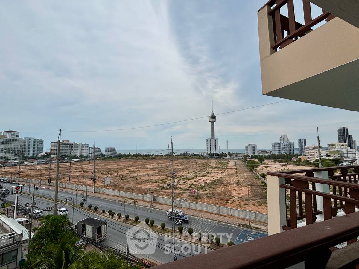 รูป 2 ห้องนอน ขนาด 157 ตร.ม. ที่ Royal Hill Resort Condominium พัทยาใต้ (ID 3281166) - รูปที่ 11/31