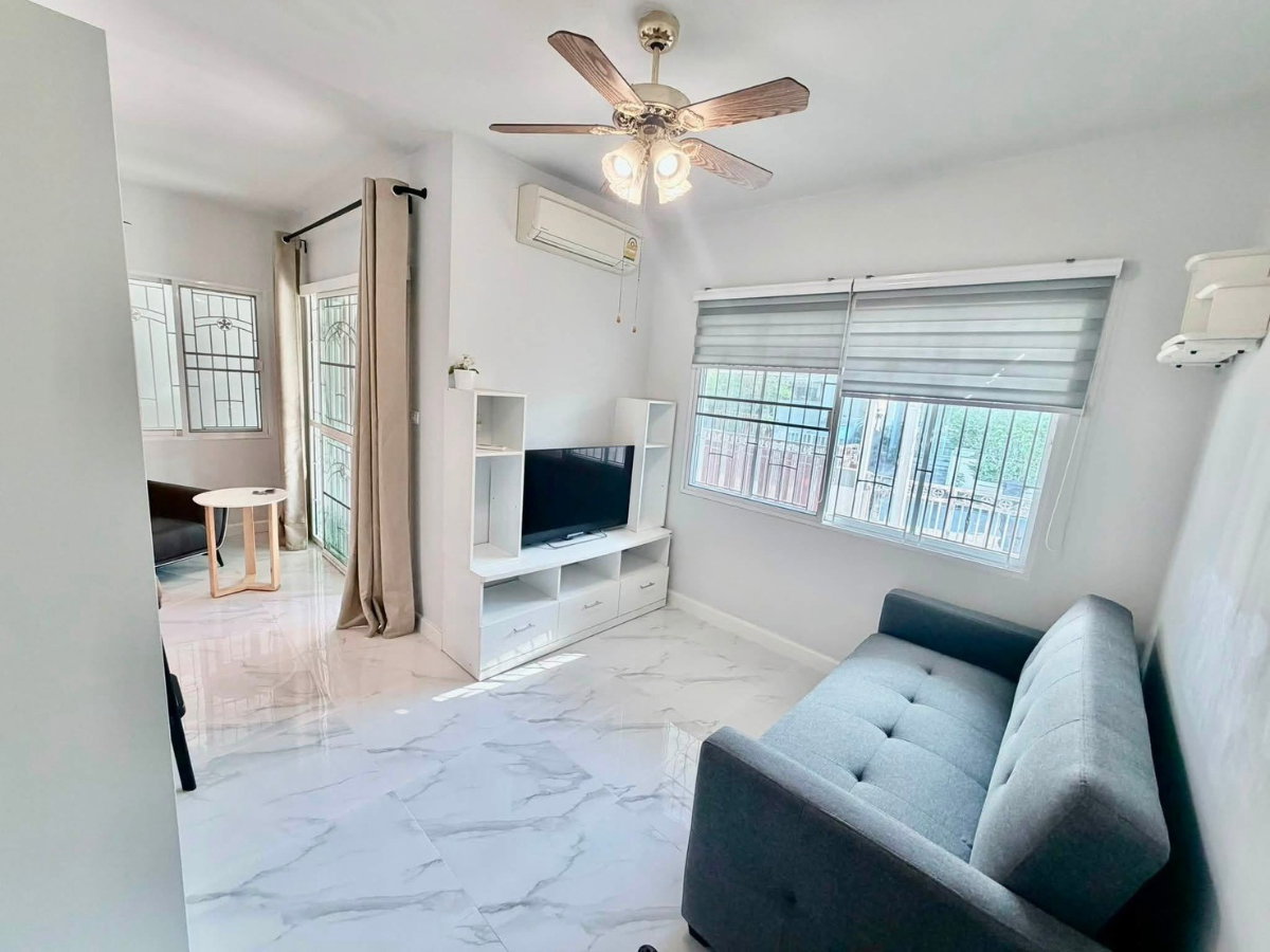 รูป 🏡✨เช่า / ขาย The Village Bangna KM.10 3 ห้องนอน 2 ห้องน้ำ บ้านพร้อมอยู่ เฟอร์นิเจอร์ครบทุกห้อง - รูปที่ 15/16