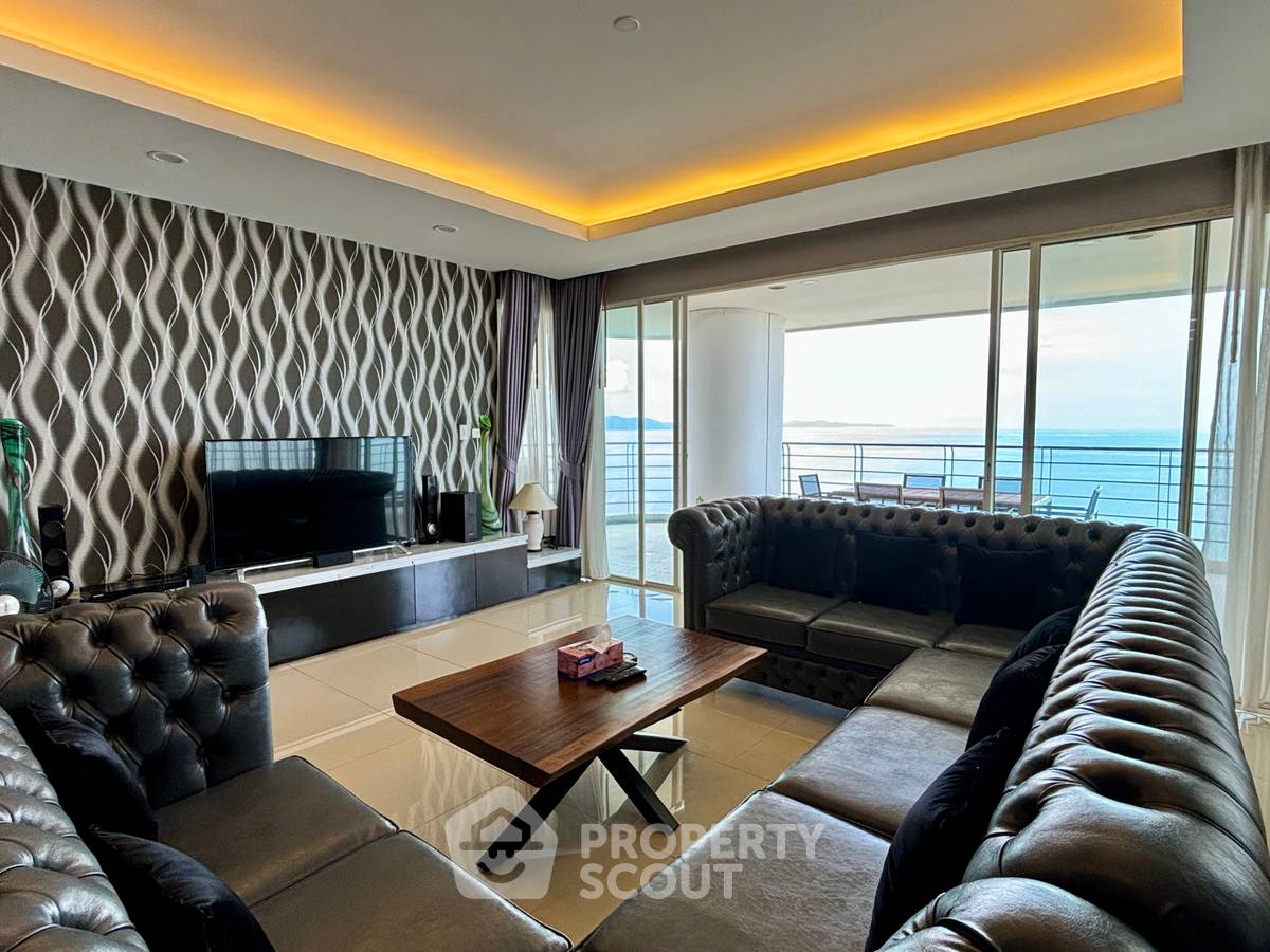รูป คอนโด 4-ห้องนอน ที่ ลา รอยัล ใกล้ เมืองพัทยา (ID 3281161) - รูปที่ 32/34
