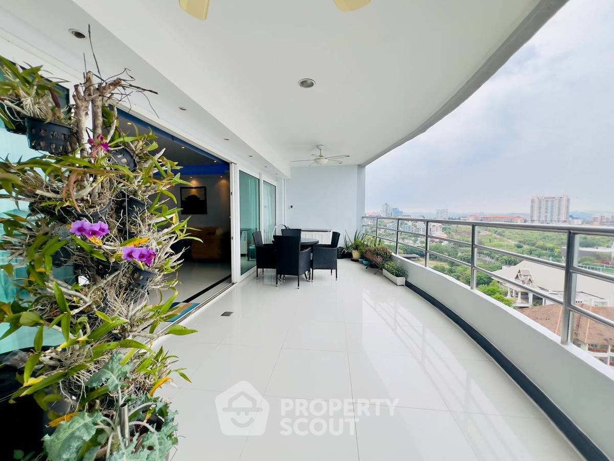 รูป ขายคอนโด 2 ห้องนอน ชั้น 18 View Talay 3 ขนาด 199 ตร.ม. (ID 3281176) - รูปที่ 24/51
