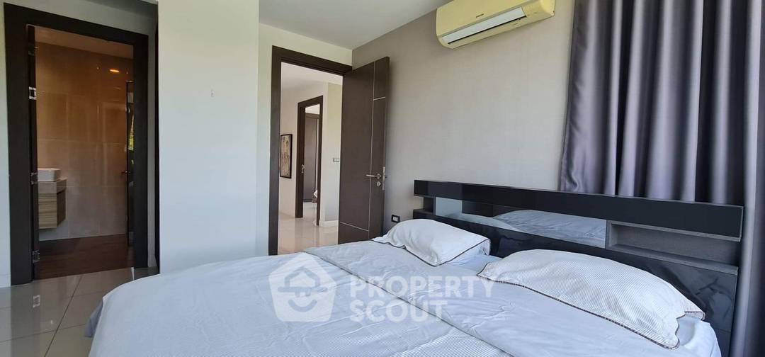 picture 2-BR Condo at The Point Pratumnak close to Phratamnak (ID 3281133) - 6/13