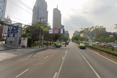 ขายที่ดินพร้อมสิ่งปลูกสร้าง พระรามที่ 4 ใกล้ MRT คลองเตย เพียง 700 เมตร