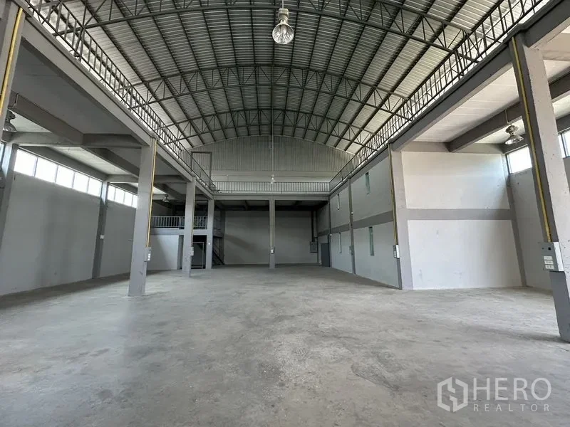 รูป ให้เช่า โรงงาน 1300 ตรม ลำลูกกา ปทุมธานี - รูปที่ 4/12