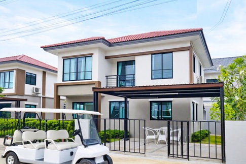 			Semi-detached 2-story house for rent 45sq.wa. Outer Ring Road Rangsit Khlong4 Market Village Rangsit          