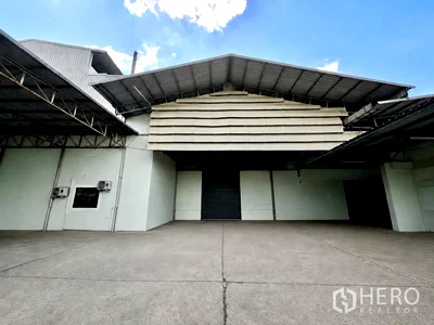 โรงงานให้เช่า : ให้เช่า โรงงาน 1300 ตรม ไร่ขิง สามพราน นครปฐม