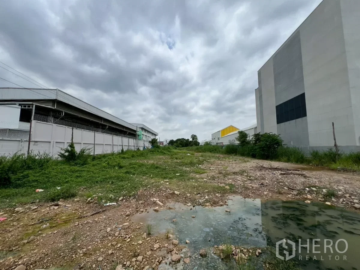 รูป ที่ดิน 1227 ตรว สะพานสูง กรุงเทพมหานคร - รูปที่ 1/4