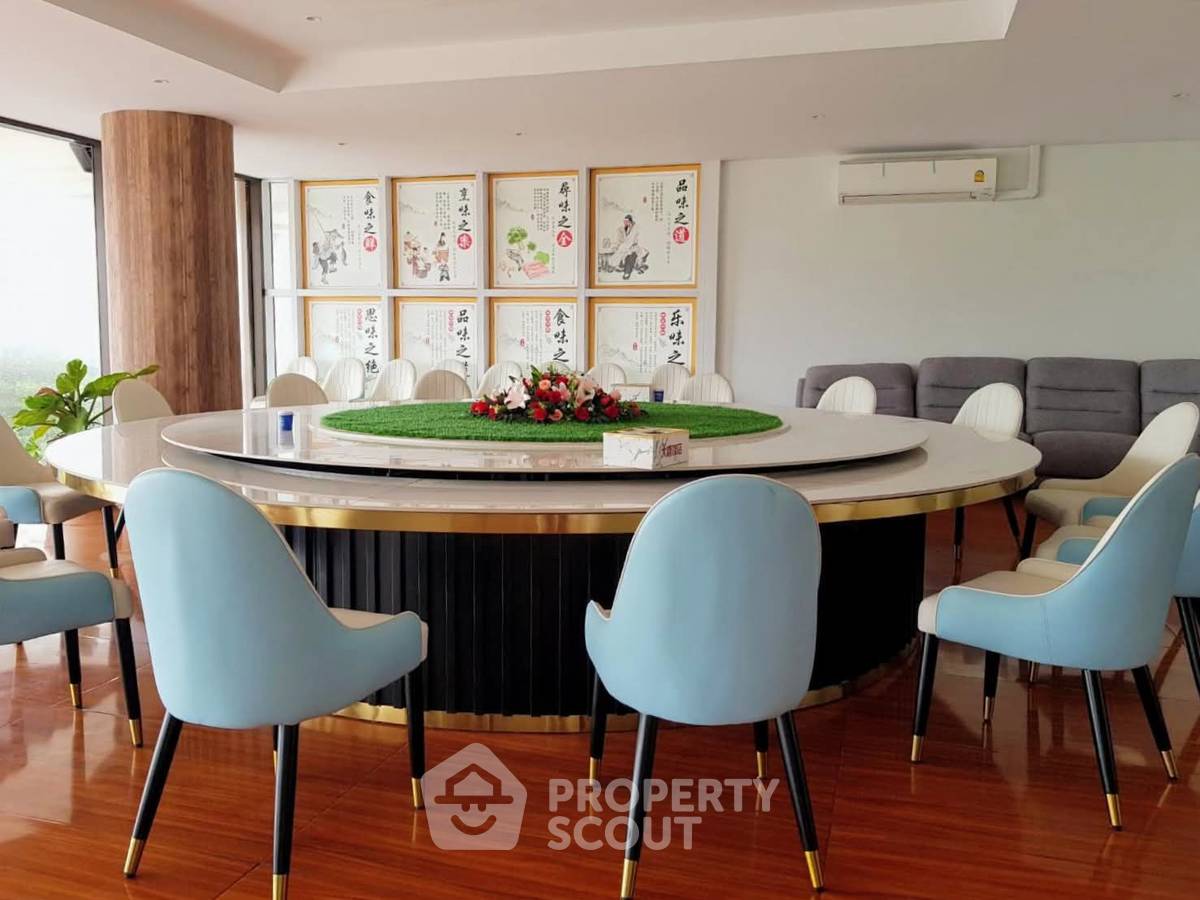 รูป คอนโด 6 ห้องนอน ขนาด 616 ตร.ม. ขายที่ Jomtien Plaza Condotel (ID 3281706) - รูปที่ 12/25