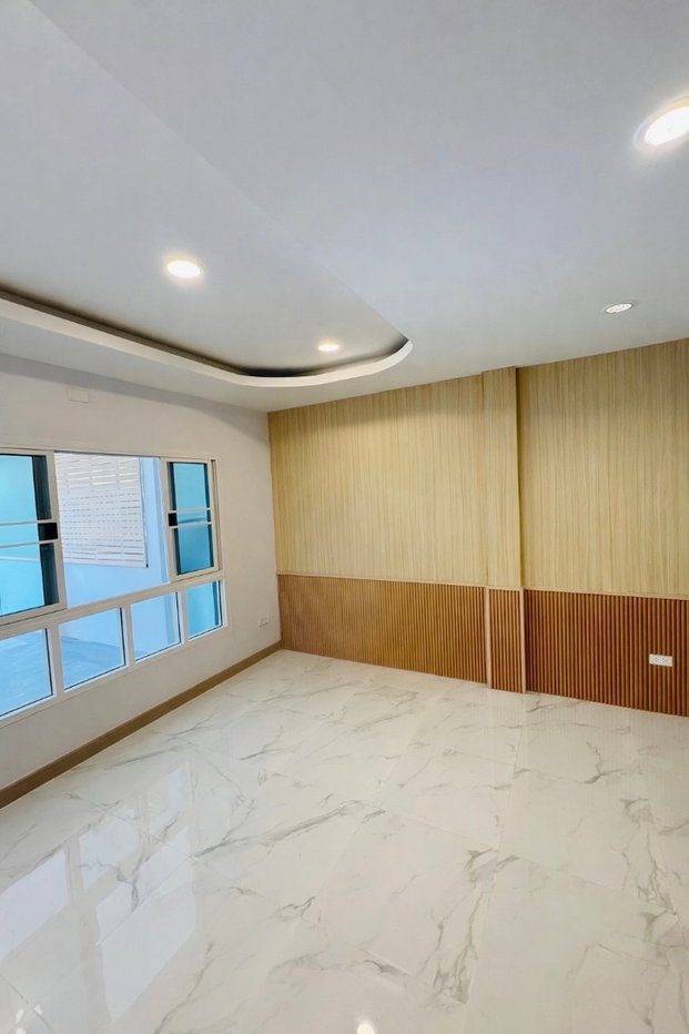 รูป  ให้เช่าทาวน์เฮาส์รีโนเวทใหม่ พุดตาน เพชรเกษม 81 | Owner Post - รูปที่ 8/12
